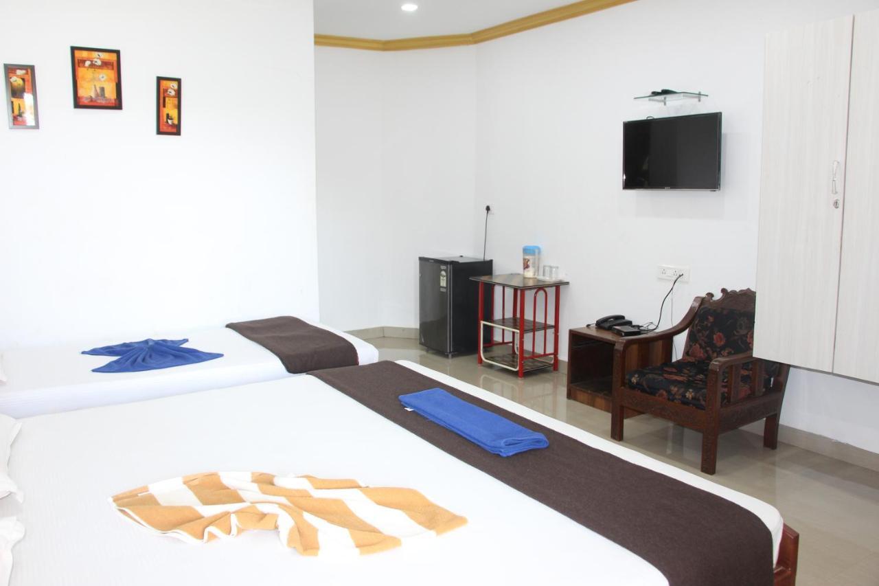 Hotel M R Manfred Calangute Zewnętrze zdjęcie