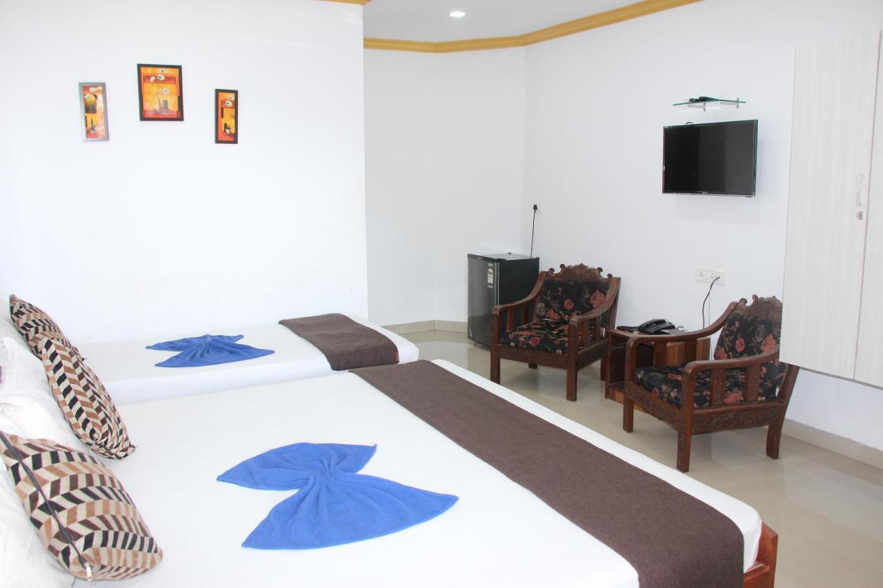 Hotel M R Manfred Calangute Zewnętrze zdjęcie